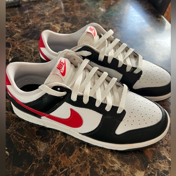 Nike Dunks - Picture 4 of 5